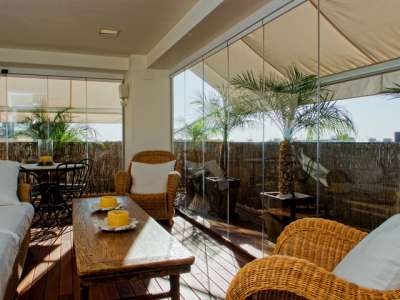 persianasguardiola.com