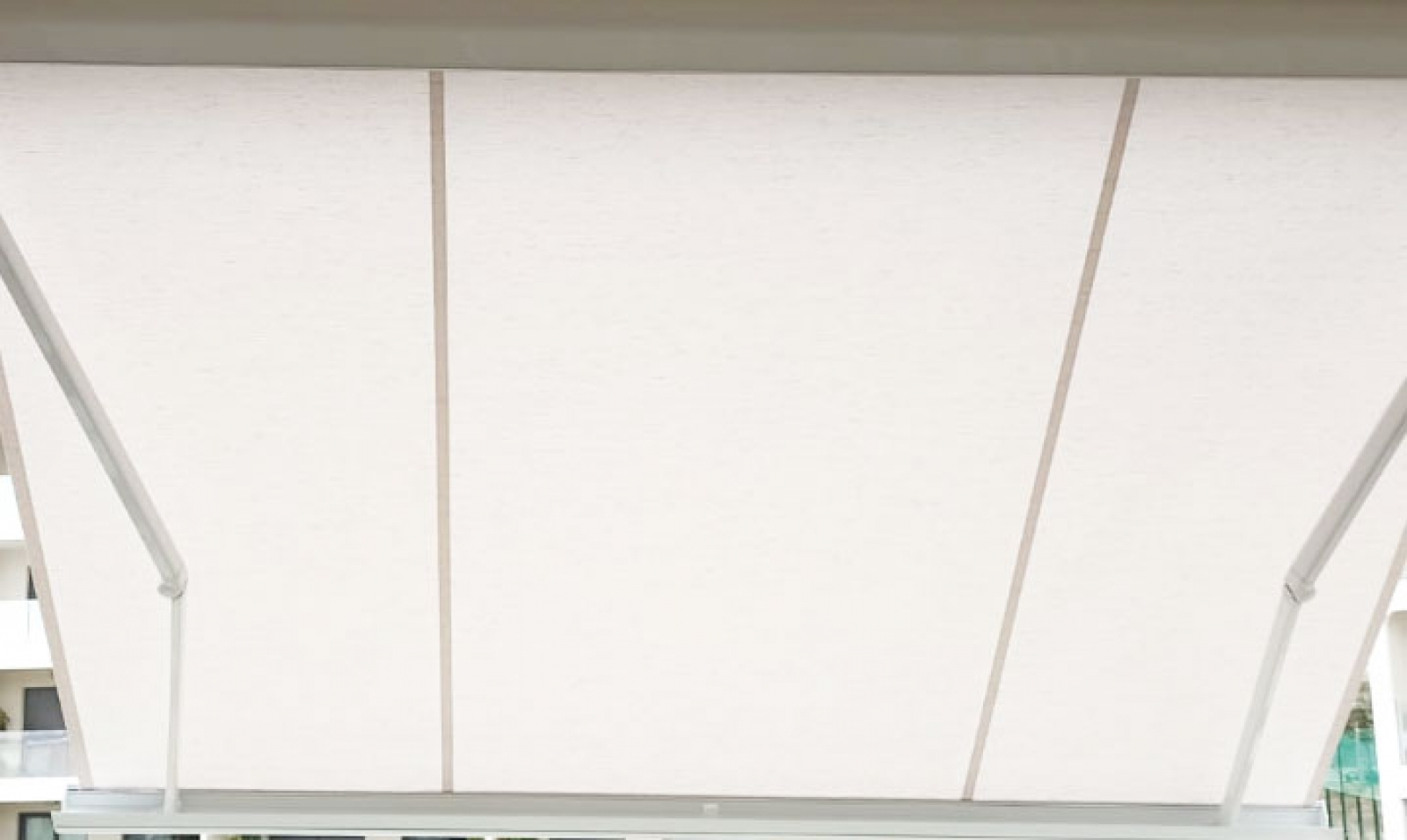 persianasguardiola.com