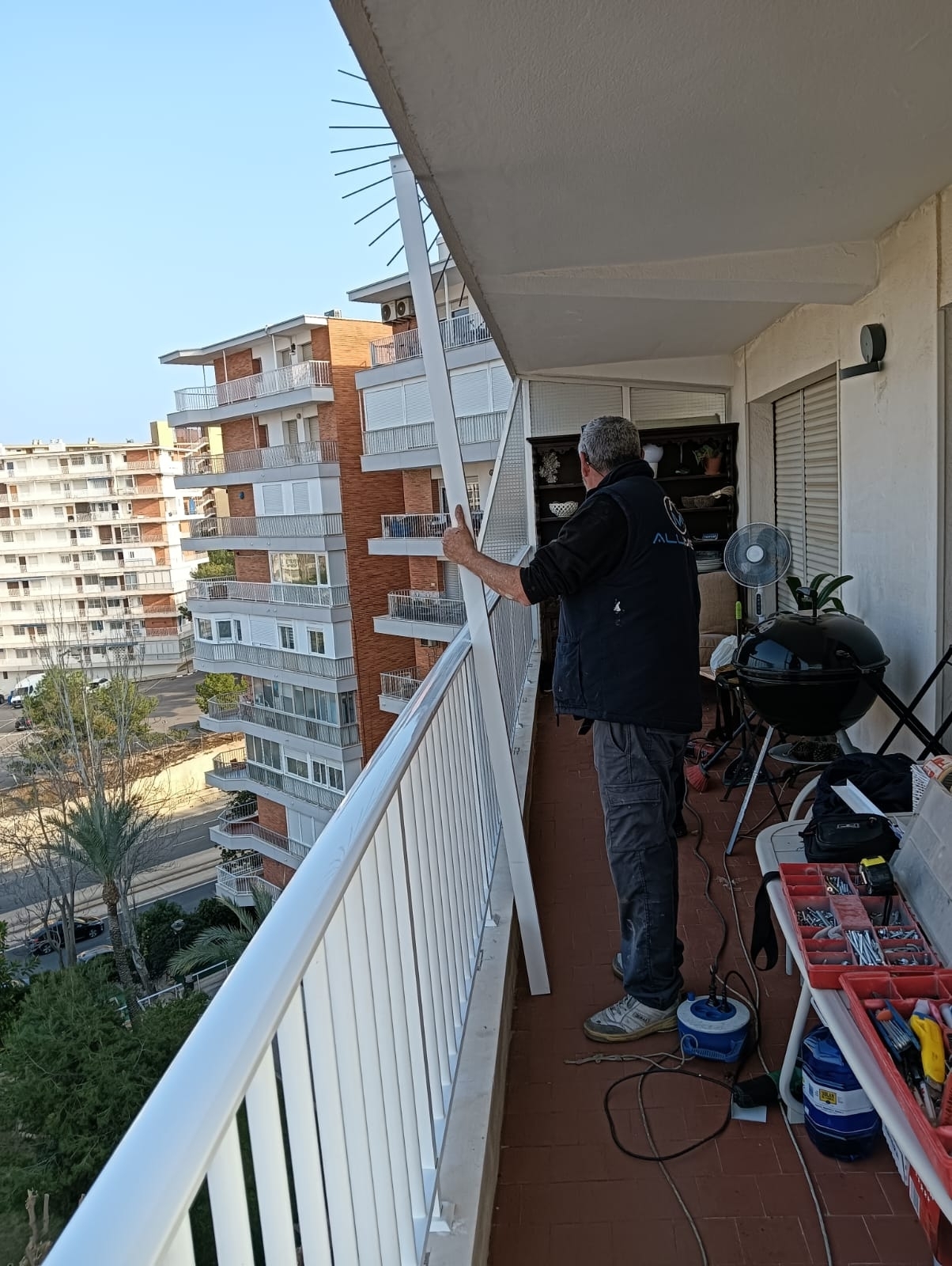 persianasguardiola.com