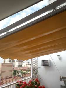 persianasguardiola.com