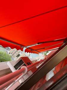 persianasguardiola.com