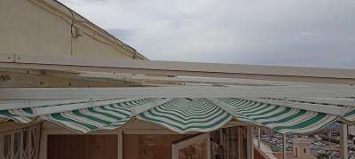 persianasguardiola.com